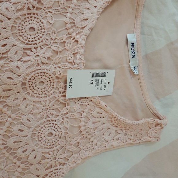 Ricki's Lace Split-Back Tank - Picture 2 of 3